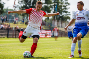 Mecz czwartej ligi piłki nożnej Tarnovia - Sokół Słopnice